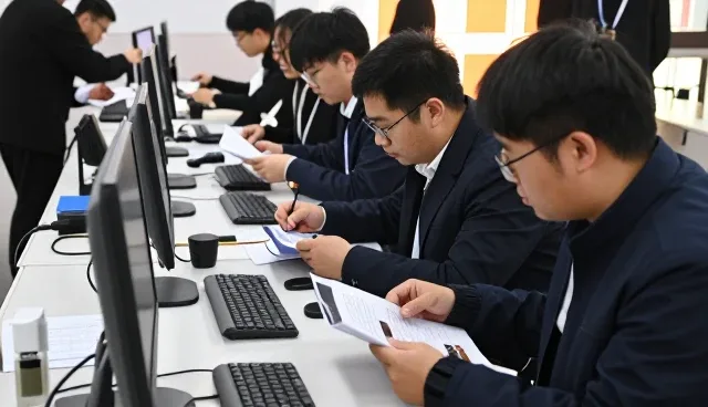 昆明聚宝盆企业管理有限公司打造商务代理等应用案例